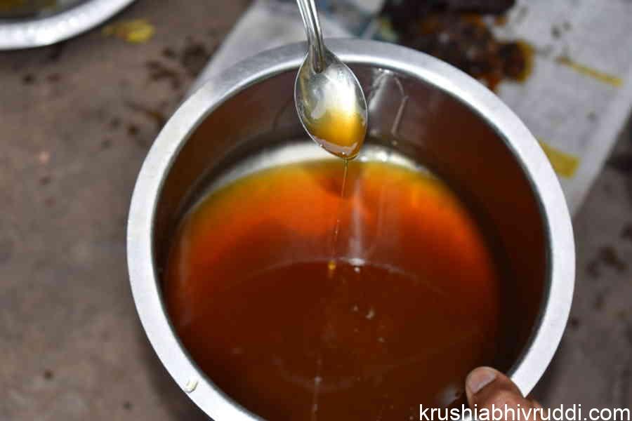 Honey maturity or thickness 